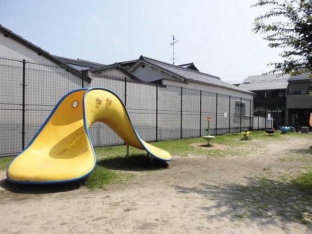 三津住吉公園の遊具